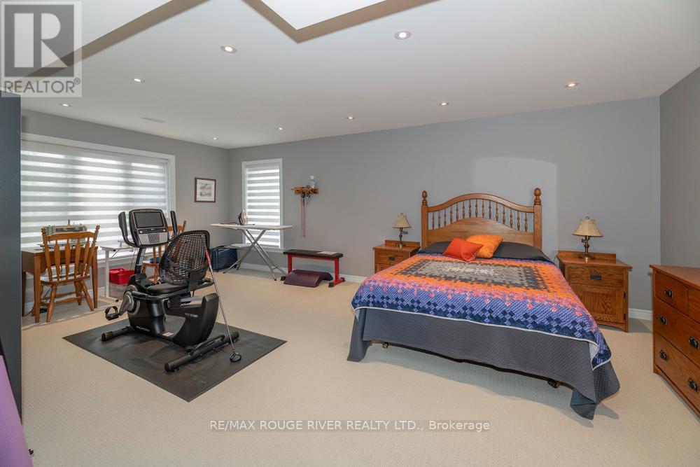 27 South Harbour Drive, Kawartha Lakes, Ontario  K0M 1A0 - Photo 29 - X12963438