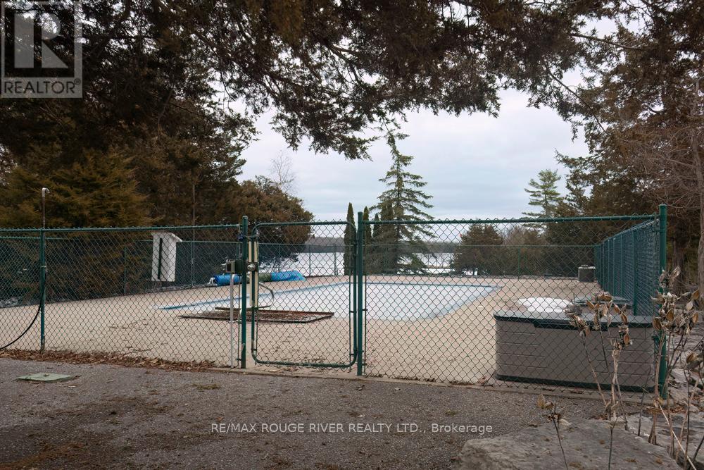 27 South Harbour Drive, Kawartha Lakes, Ontario  K0M 1A0 - Photo 41 - X12963438