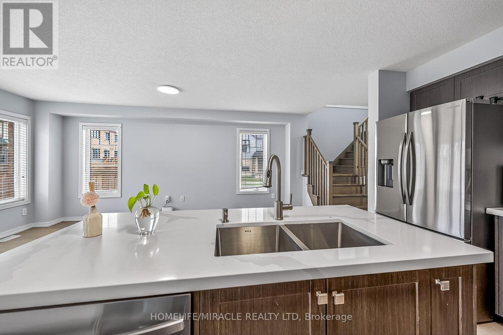 1 Prestwick Street, Hamilton, Ontario  L8J 0K7 - Photo 18 - X12963468