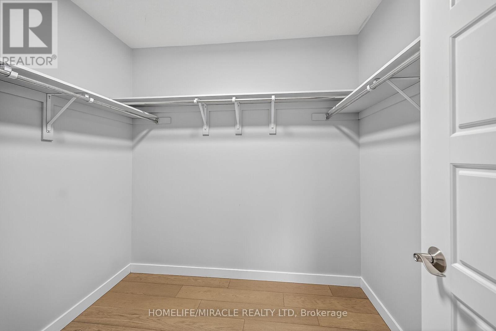 1 Prestwick Street, Hamilton, Ontario  L8J 0K7 - Photo 30 - X12963468