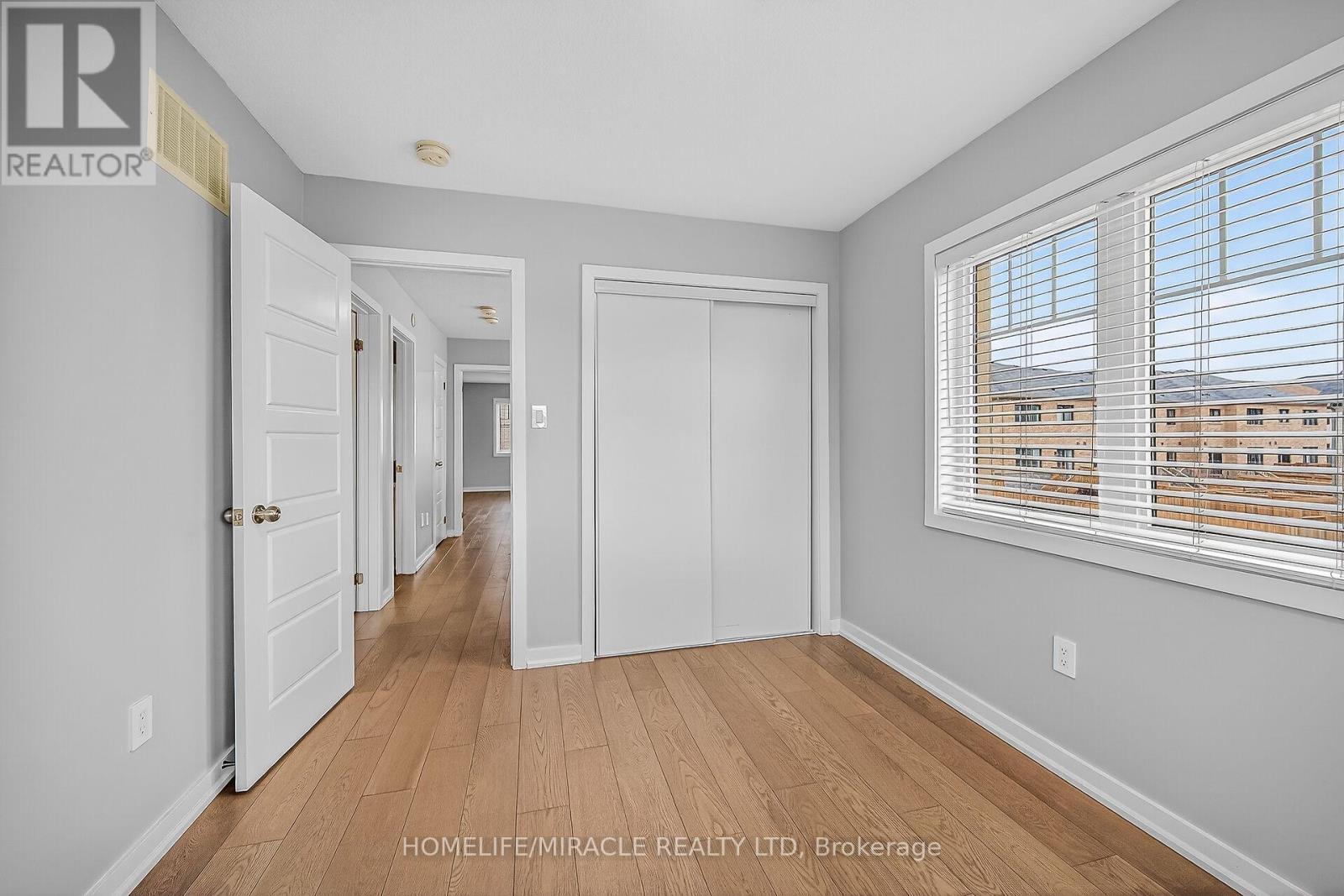 1 Prestwick Street, Hamilton, Ontario  L8J 0K7 - Photo 34 - X12963468