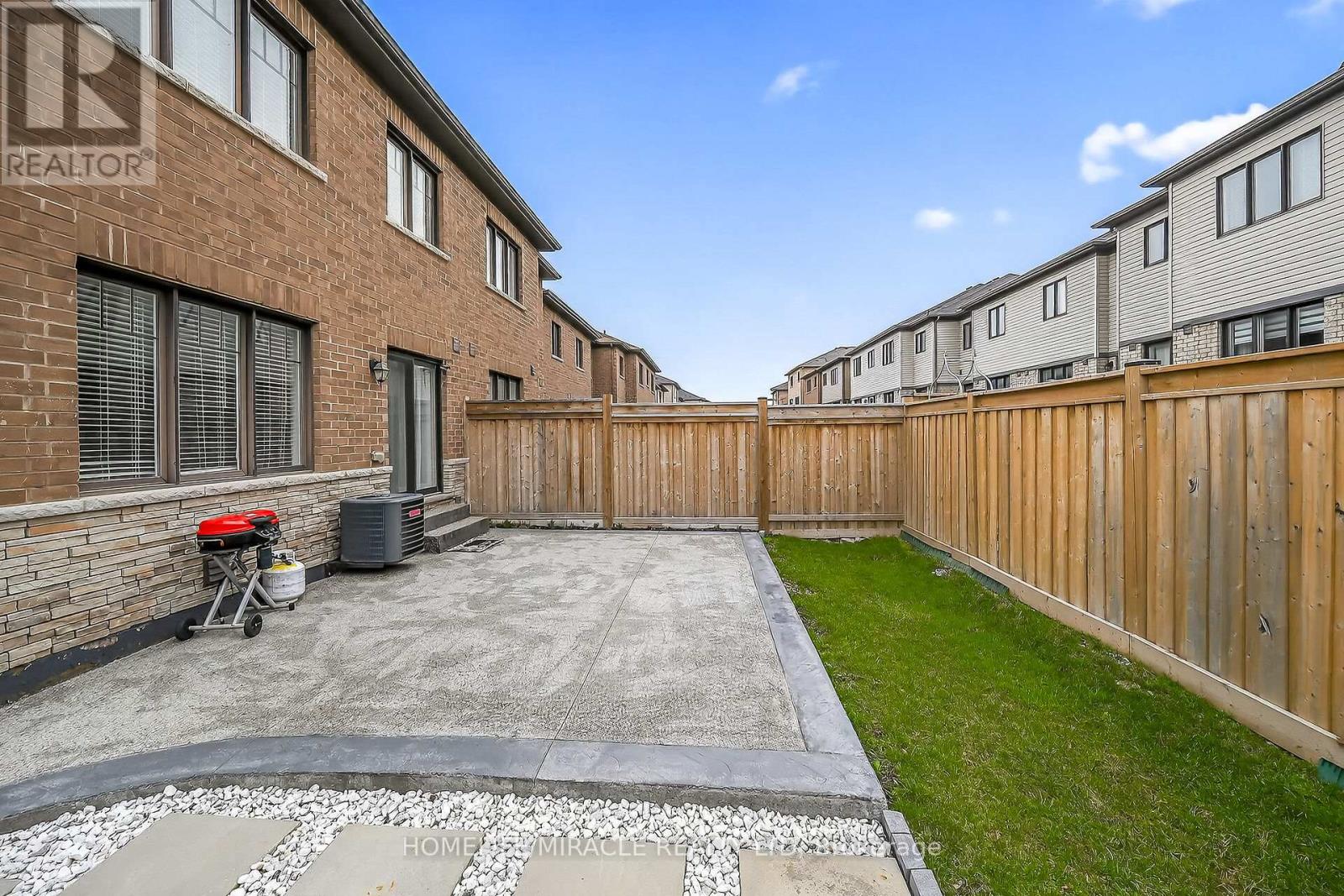 1 Prestwick Street, Hamilton, Ontario  L8J 0K7 - Photo 42 - X12963468