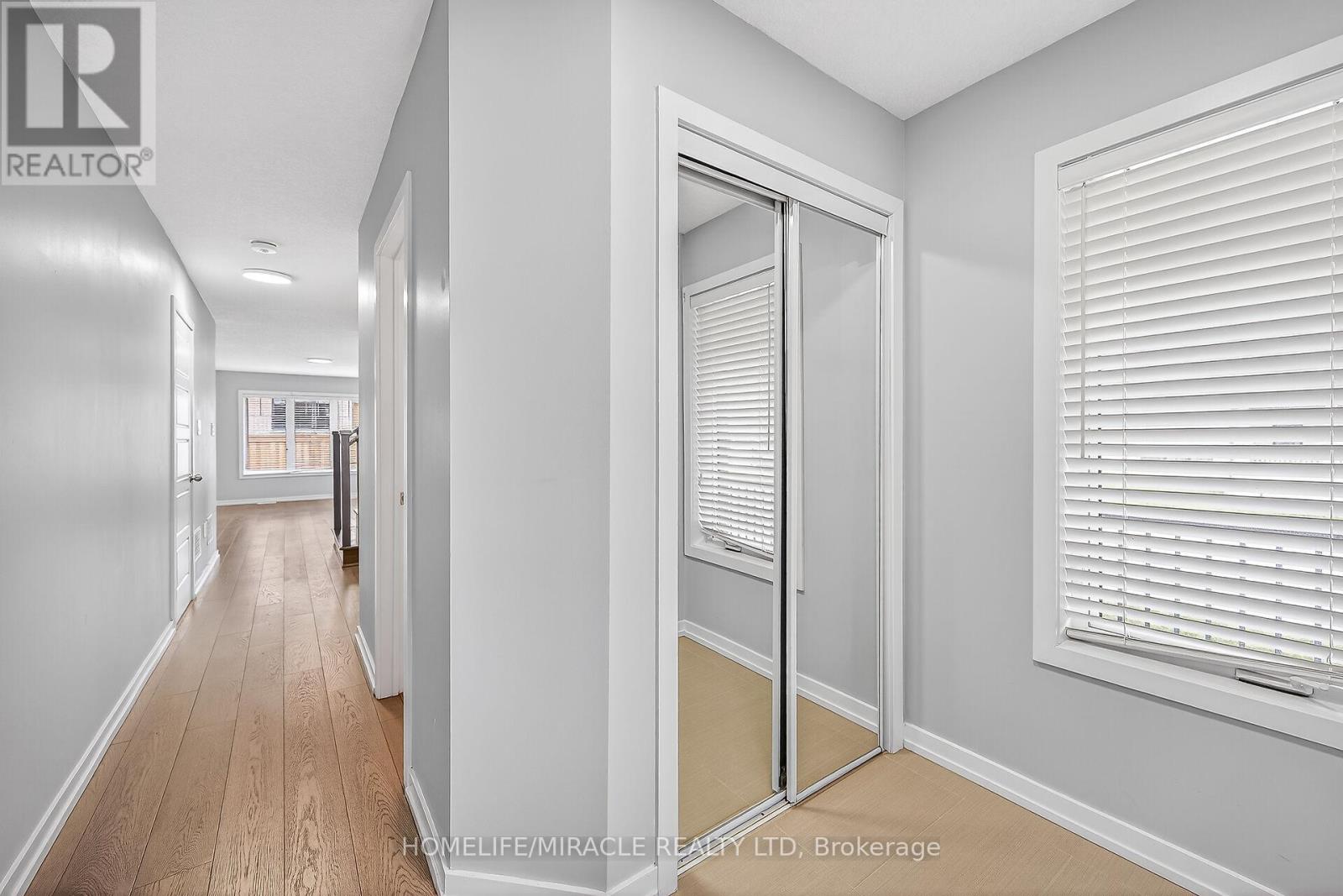 1 Prestwick Street, Hamilton, Ontario  L8J 0K7 - Photo 8 - X12963468