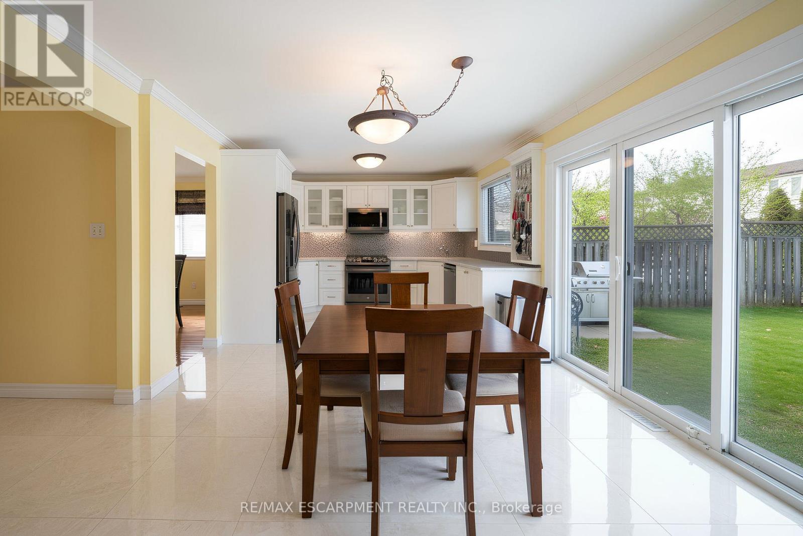 43 Flamingo Drive, Hamilton, Ontario  L9A 4X6 - Photo 13 - X12963588