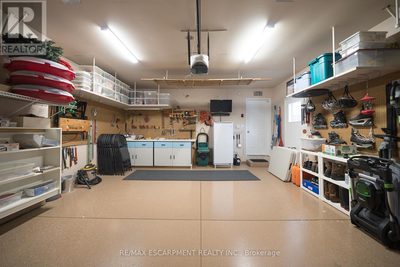 43 Flamingo Drive, Hamilton, Ontario  L9A 4X6 - Photo 44 - X12963588