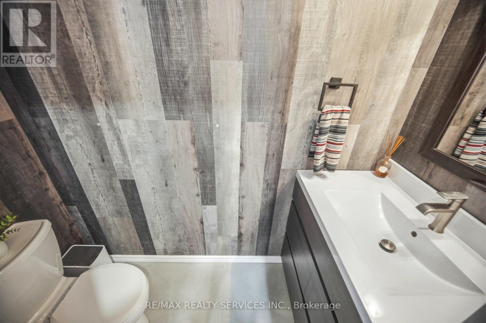 12 Pine Street, Erin, Ontario  N0B 1T0 - Photo 33 - X12963662