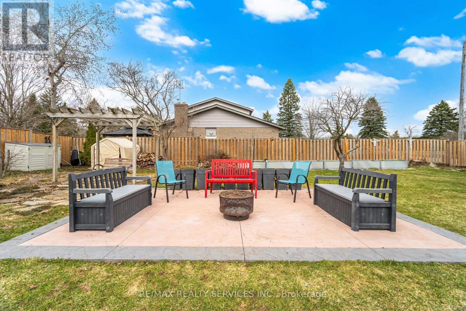 12 Pine Street, Erin, Ontario  N0B 1T0 - Photo 43 - X12963662