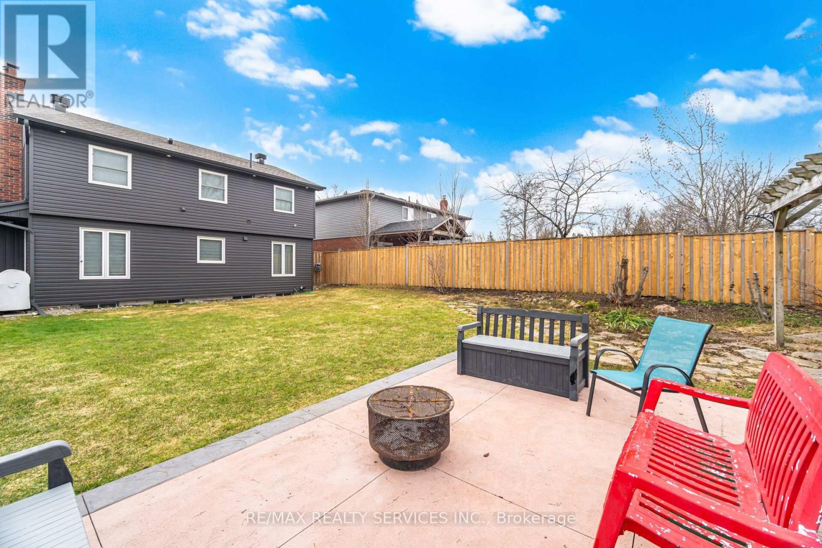 12 Pine Street, Erin, Ontario  N0B 1T0 - Photo 44 - X12963662