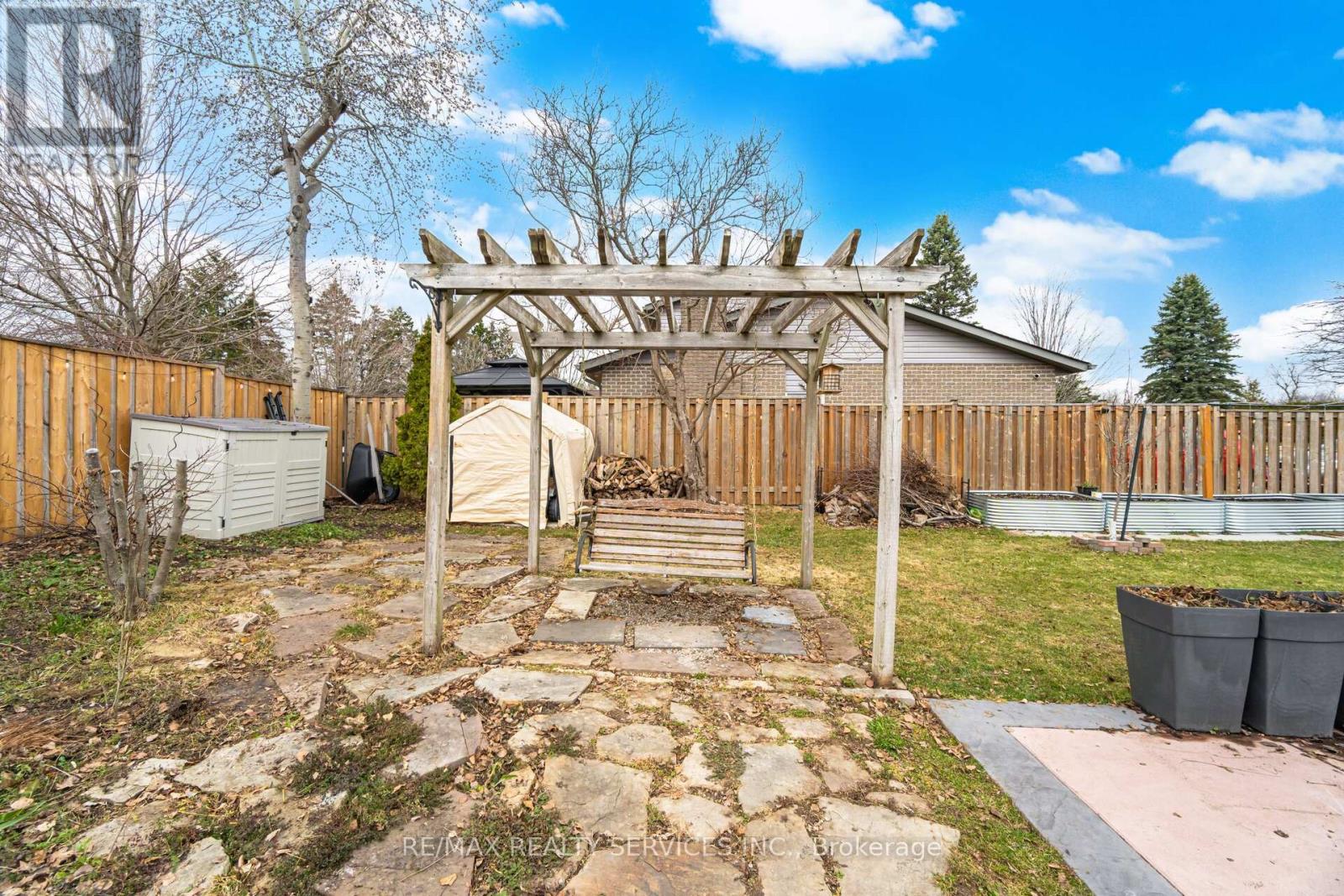 12 Pine Street, Erin, Ontario  N0B 1T0 - Photo 45 - X12963662