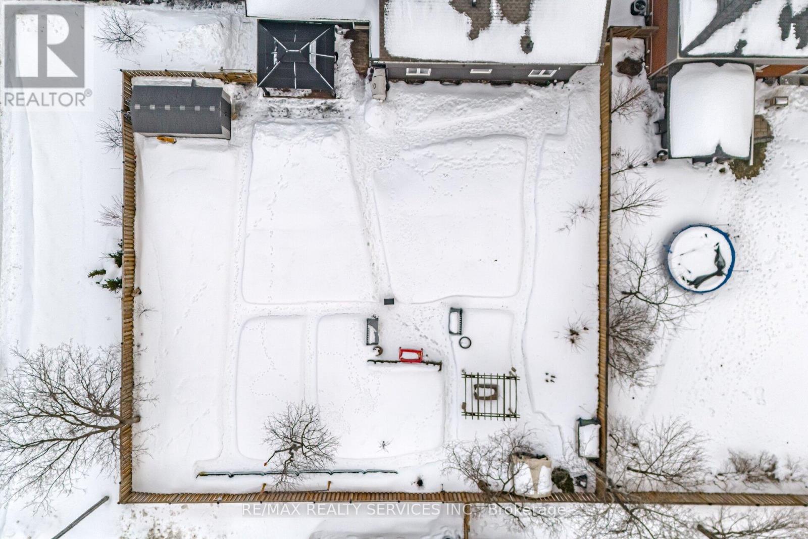 12 Pine Street, Erin, Ontario  N0B 1T0 - Photo 49 - X12963662