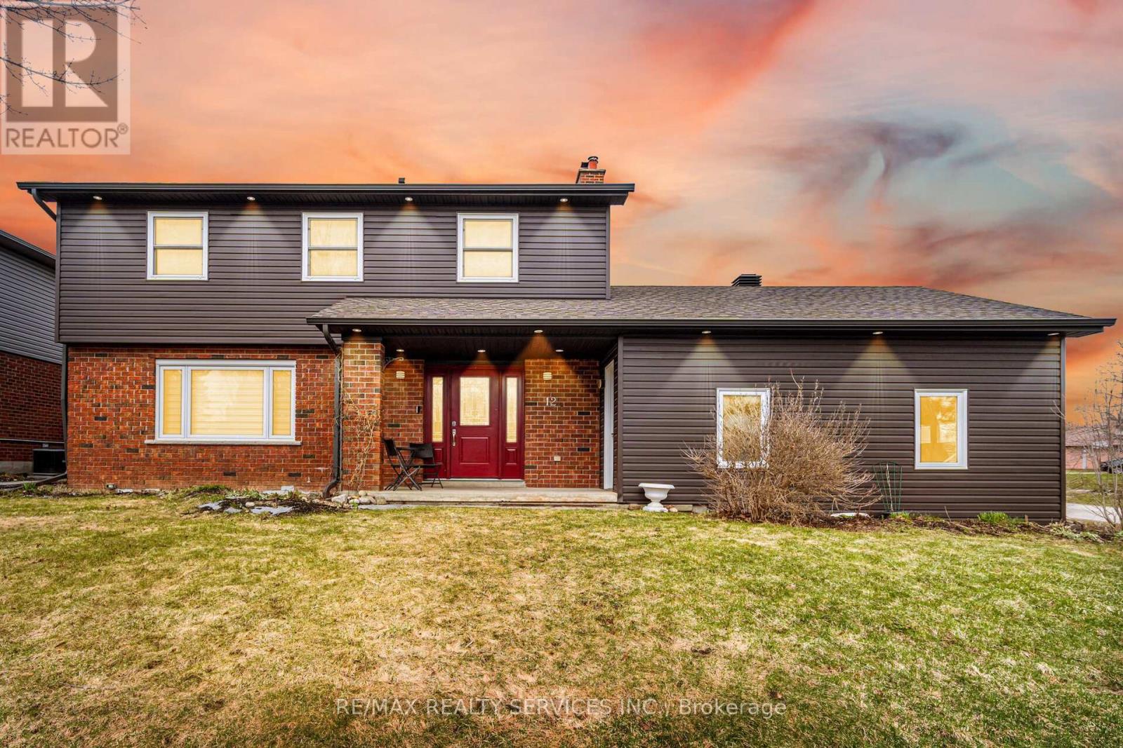 12 Pine Street, Erin, Ontario  N0B 1T0 - Photo 5 - X12963662