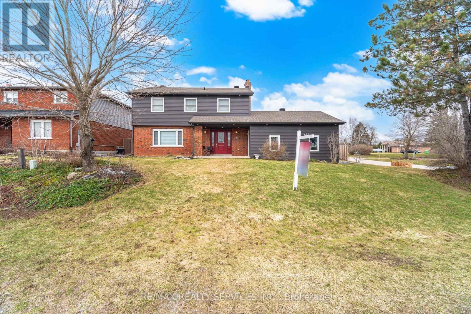 12 Pine Street, Erin, Ontario  N0B 1T0 - Photo 6 - X12963662