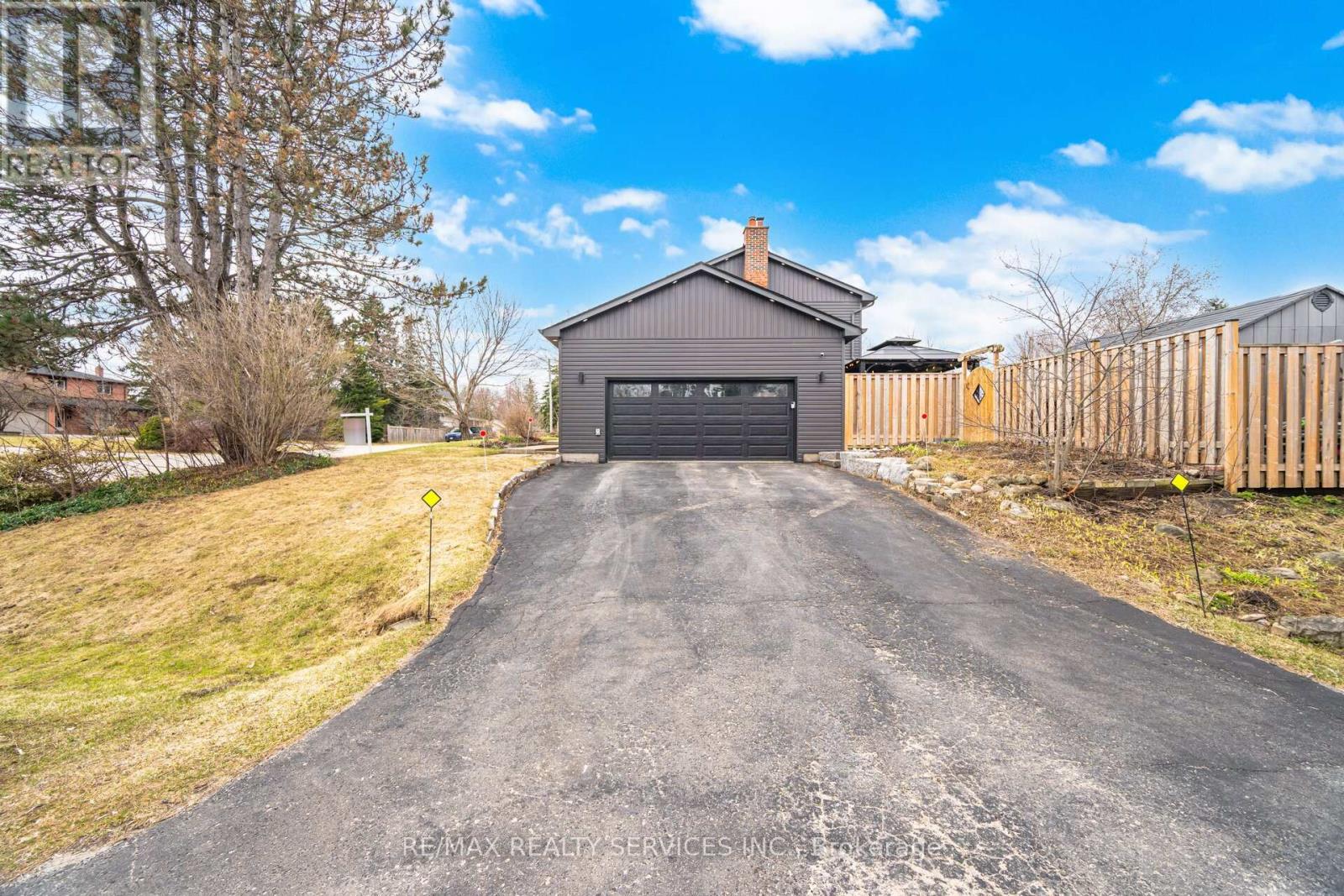 12 Pine Street, Erin, Ontario  N0B 1T0 - Photo 7 - X12963662