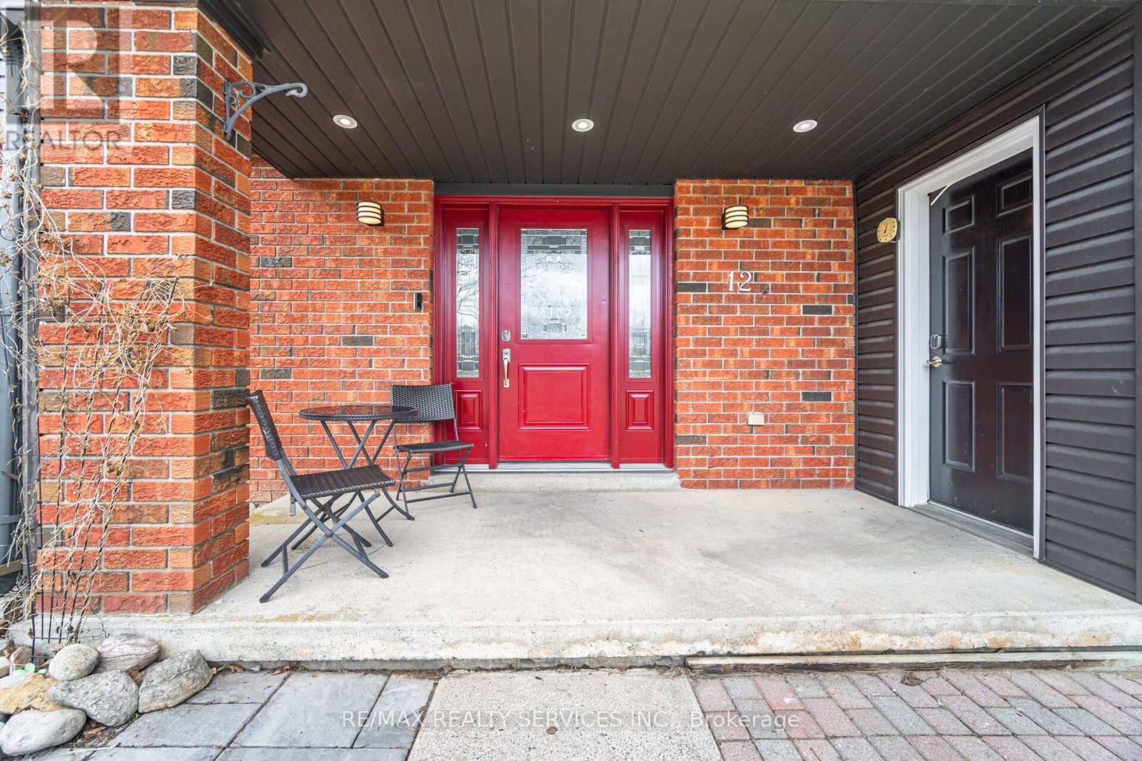 12 Pine Street, Erin, Ontario  N0B 1T0 - Photo 8 - X12963662