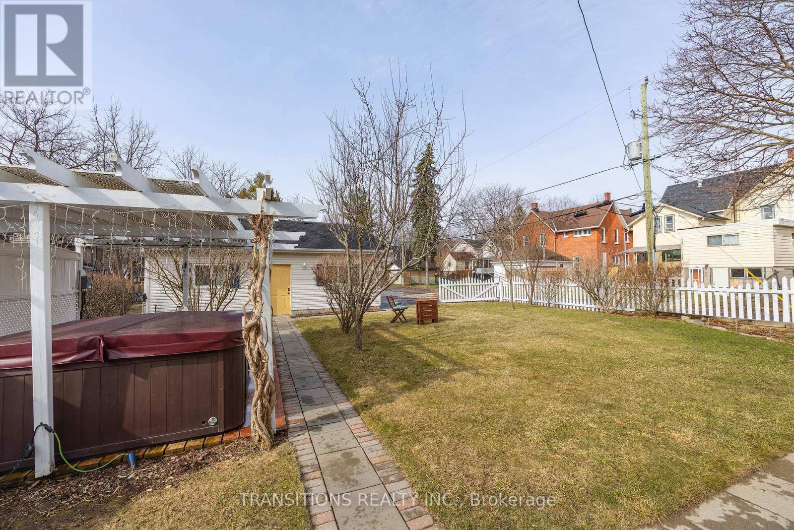 270 Charles Street S, Gananoque, Ontario  K7G 1W5 - Photo 39 - X12963730