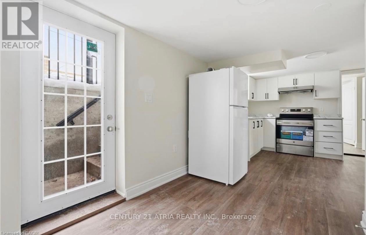 Lower - 13 Ridgewood Avenue, Guelph, Ontario  N1H 6C3 - Photo 2 - X12963758