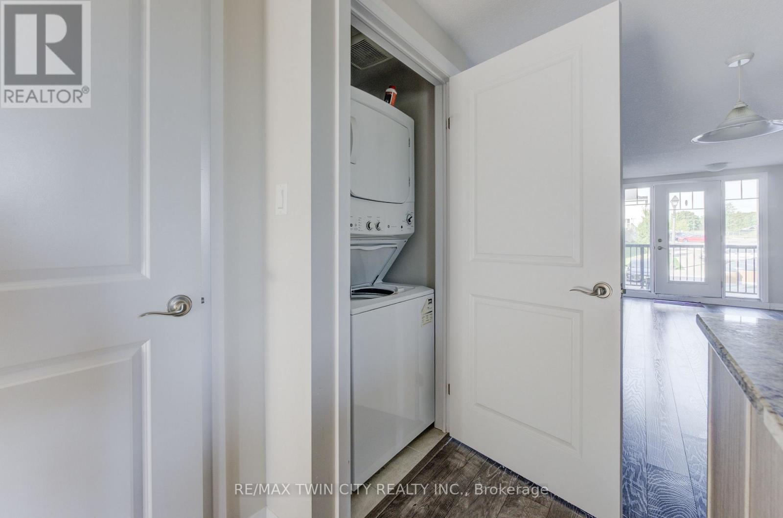 21a - 1989 Ottawa Street S, Kitchener, Ontario  N2E 0G7 - Photo 14 - X12963782