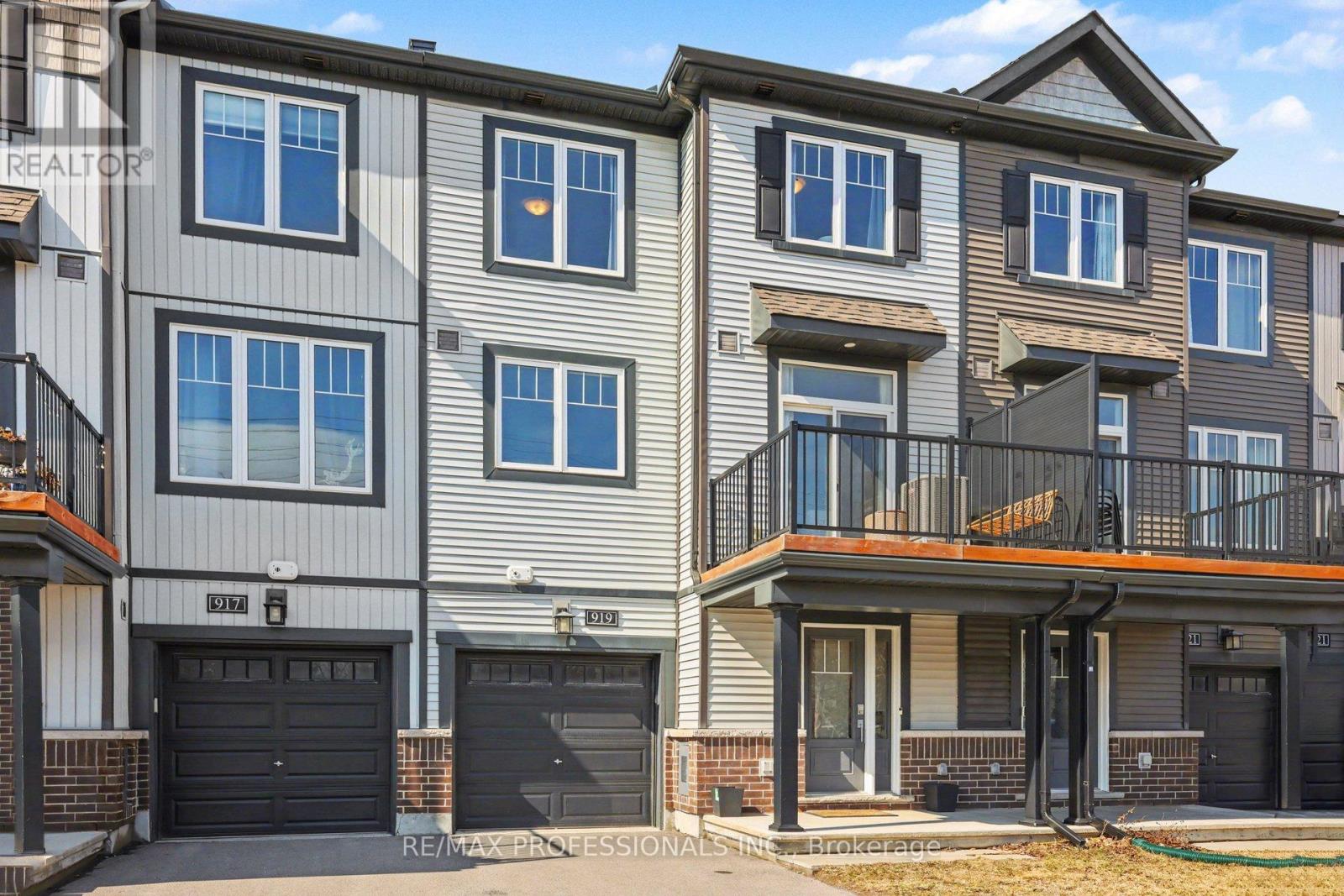 919 LIXNAW COURT, Ottawa, Ontario