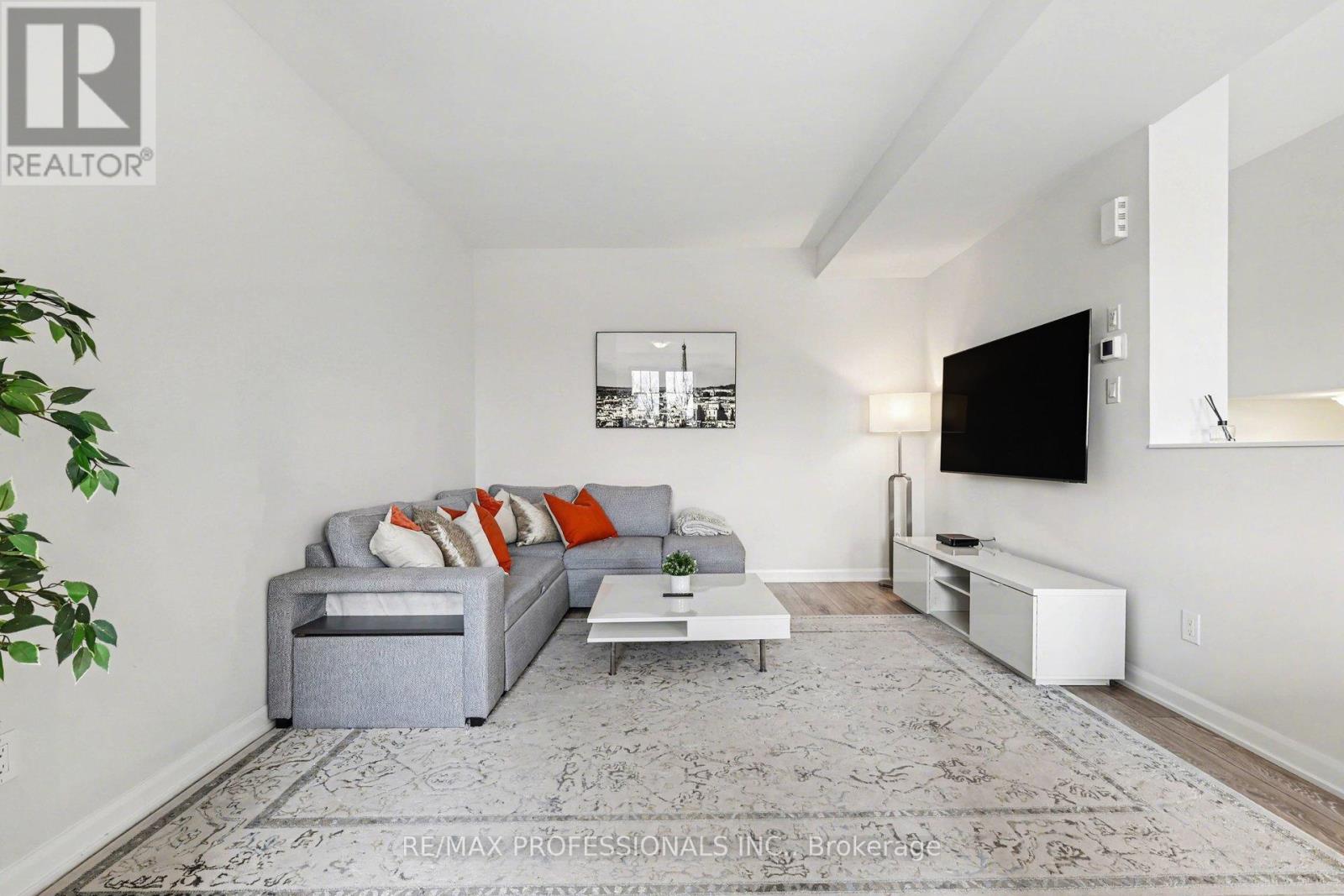 919 Lixnaw Court, Ottawa, Ontario  K2J 6Y3 - Photo 5 - X12963818