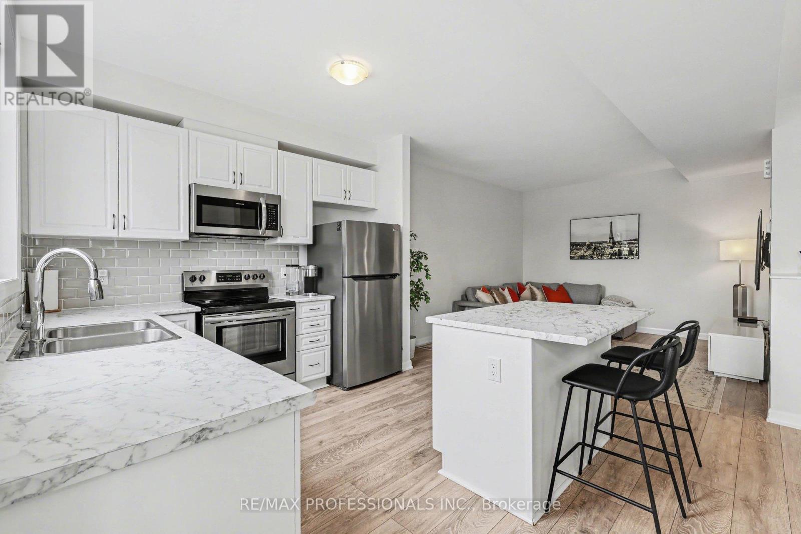 919 Lixnaw Court, Ottawa, Ontario  K2J 6Y3 - Photo 8 - X12963818