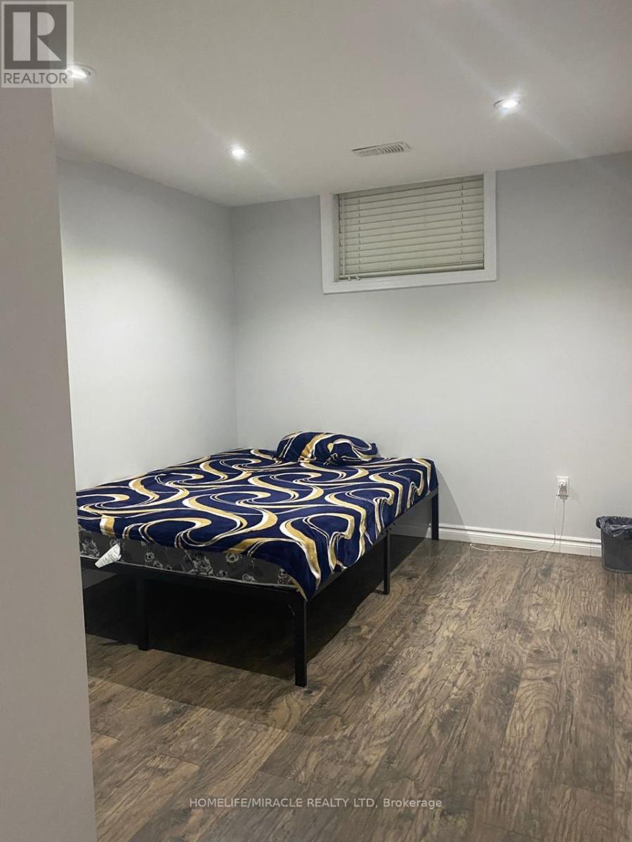 Bsmt - 120 South Creek Drive, Kitchener, Ontario  N2P 2N3 - Photo 2 - X12963846