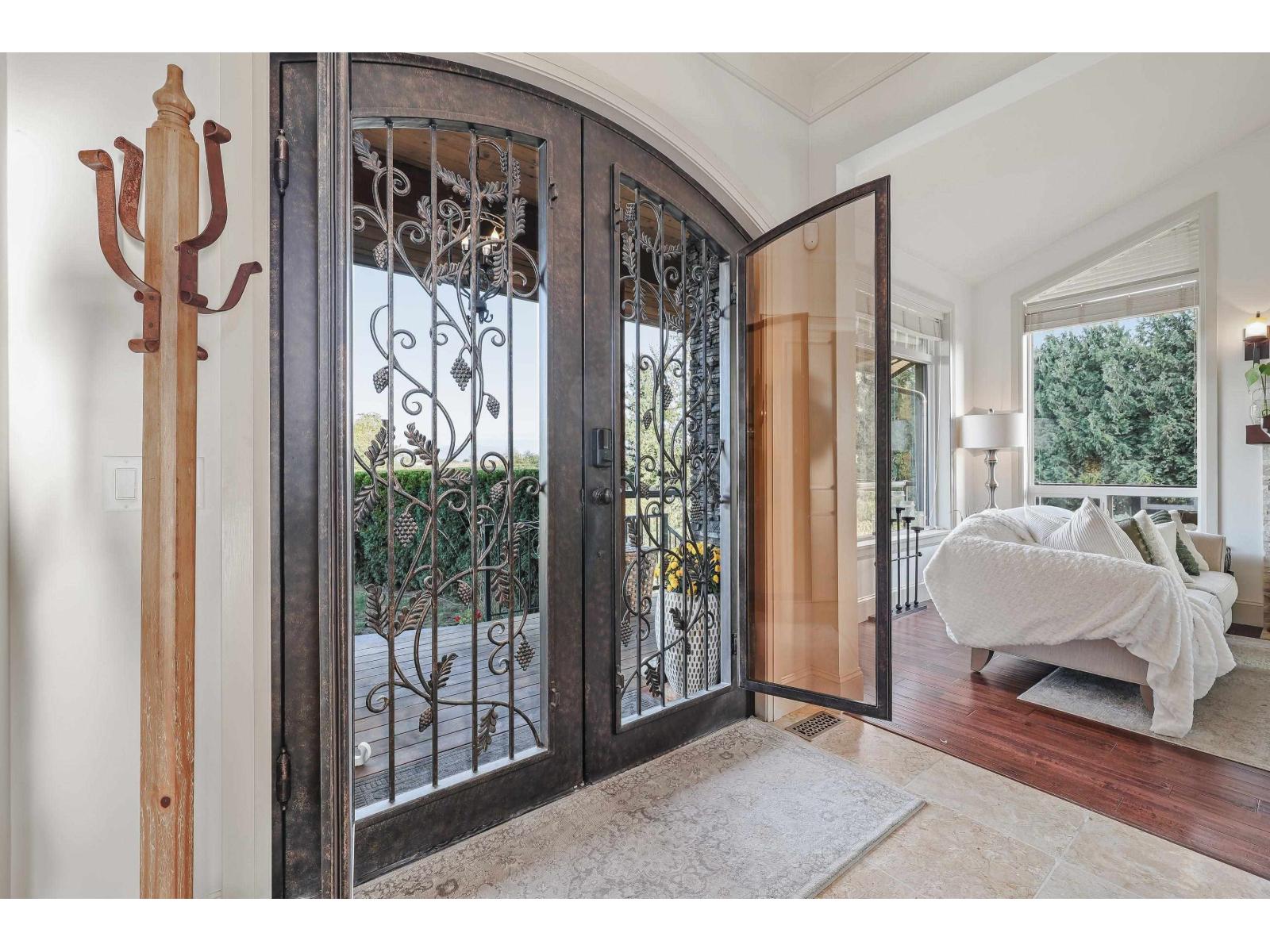 33930 Mcconnell Road, Abbotsford, British Columbia  V2S 8A6 - Photo 7 - R3106408