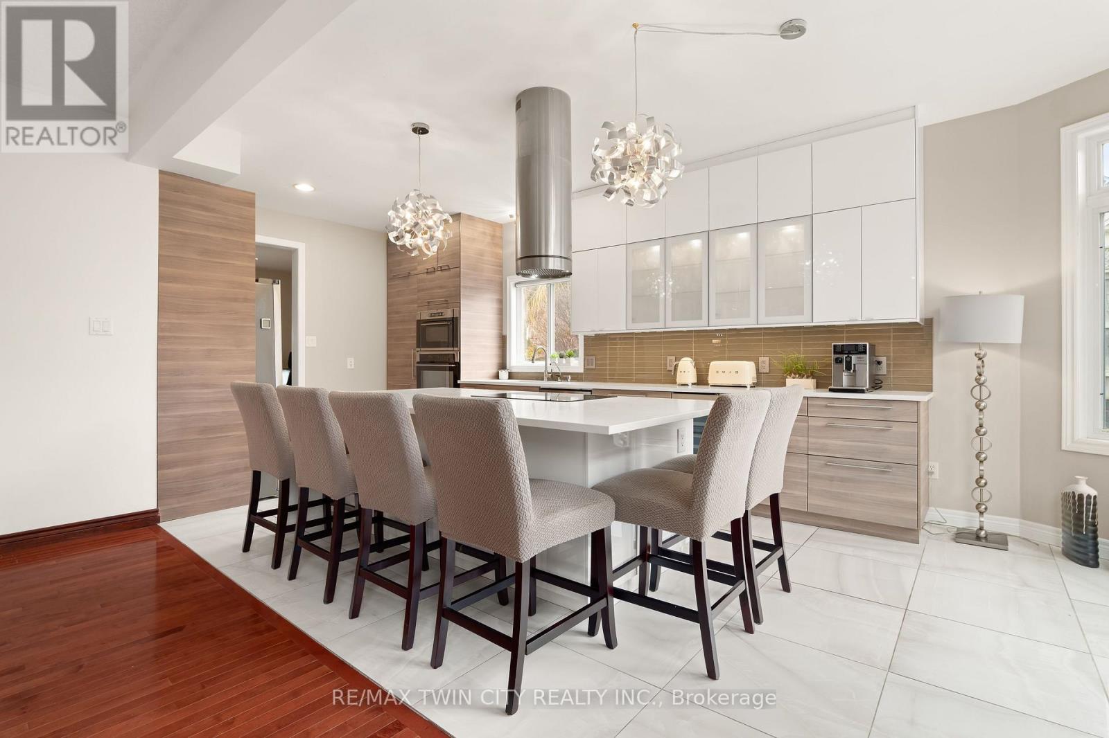 534 Birchleaf Walk, Waterloo, Ontario  N2T 2W5 - Photo 11 - X12963898