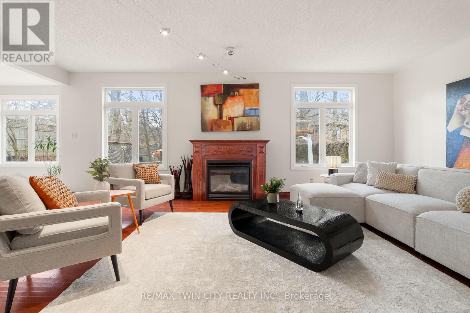 534 Birchleaf Walk, Waterloo, Ontario  N2T 2W5 - Photo 16 - X12963898