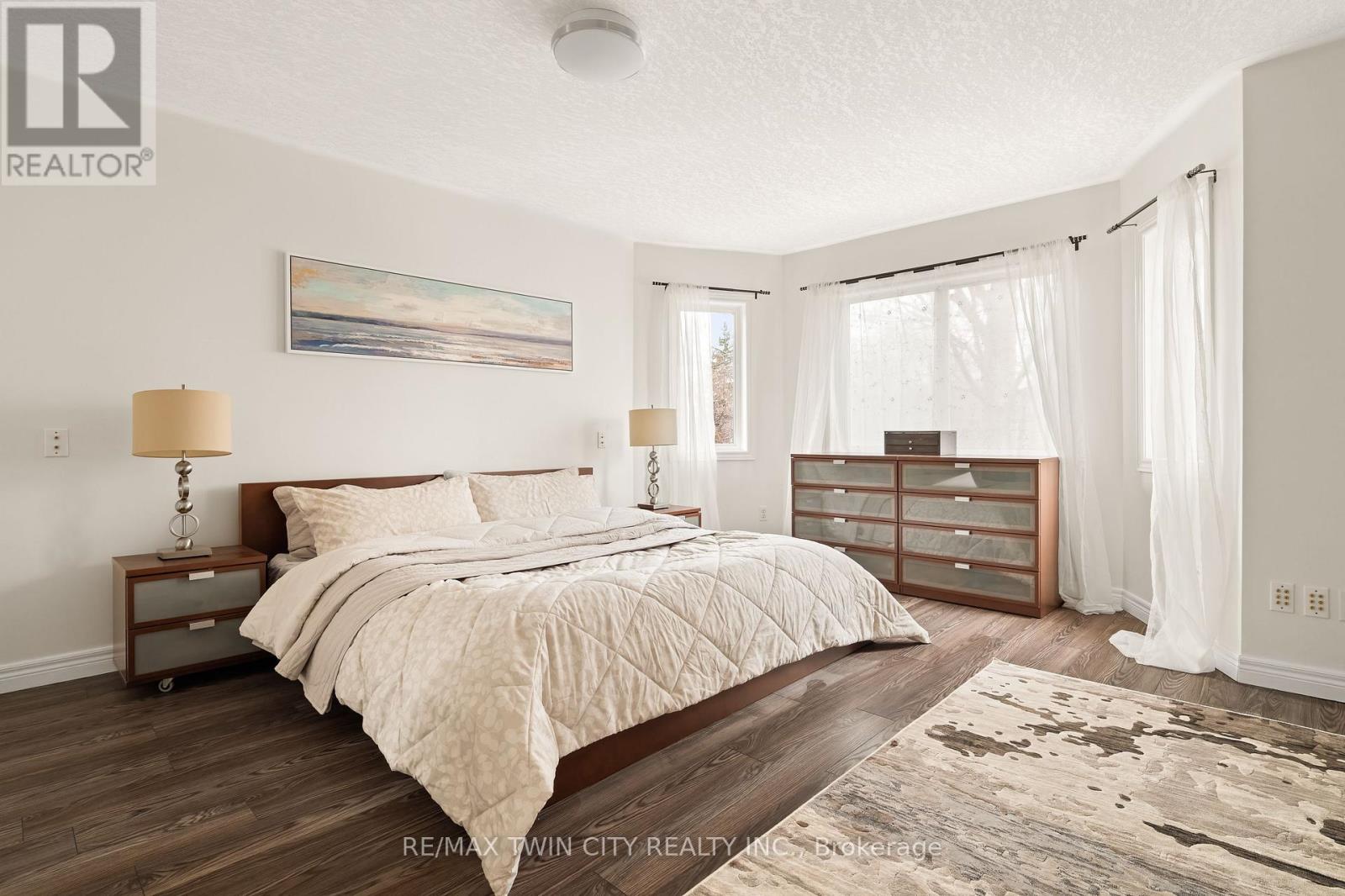 534 Birchleaf Walk, Waterloo, Ontario  N2T 2W5 - Photo 28 - X12963898