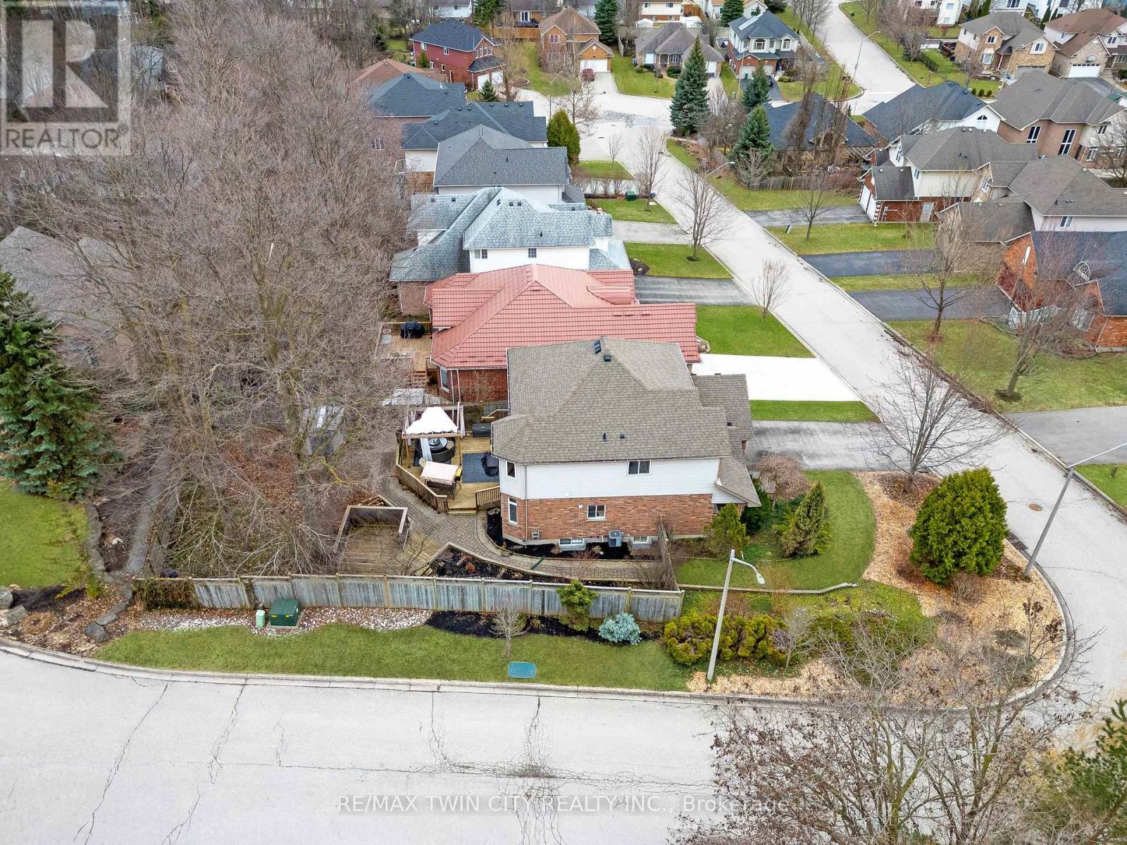 534 Birchleaf Walk, Waterloo, Ontario  N2T 2W5 - Photo 43 - X12963898