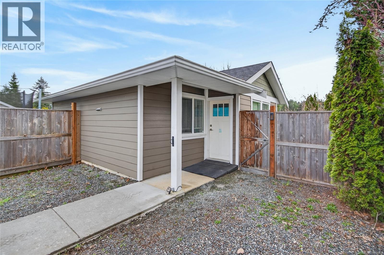 A&b 2899 Penrith Ave, Cumberland, British Columbia  V0R 1S0 - Photo 42 - 1028969