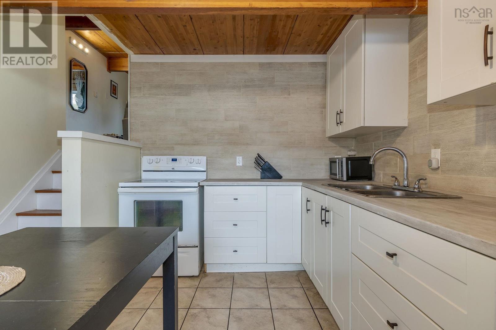 72 Cavendish Road, Halifax, Nova Scotia  B3P 2J7 - Photo 12 - 202606433