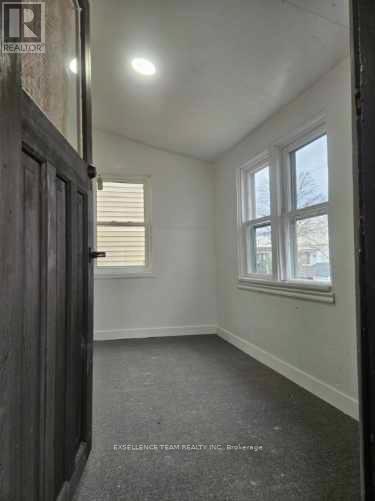 230-230a Carleton Street W, Cornwall, Ontario  K6H 4X4 - Photo 2 - X12964060