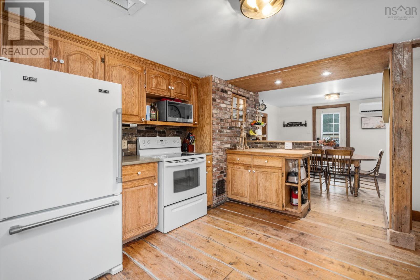 41 School Street, Hantsport, Nova Scotia  B0P 1P0 - Photo 8 - 202606435