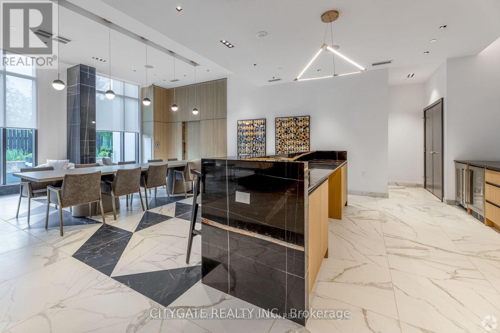 1610 - 202 Burnhamthorpe Road E, Mississauga, Ontario  L5A 0B2 - Photo 16 - W12713444