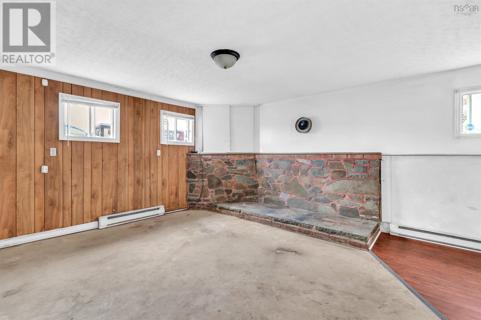 669 Portland Street, Dartmouth, Nova Scotia  B2W 2M9 - Photo 25 - 202606438