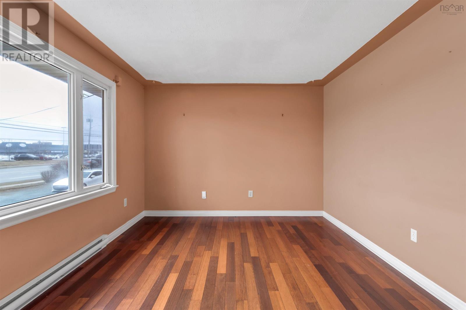 669 Portland Street, Dartmouth, Nova Scotia  B2W 2M9 - Photo 4 - 202606438