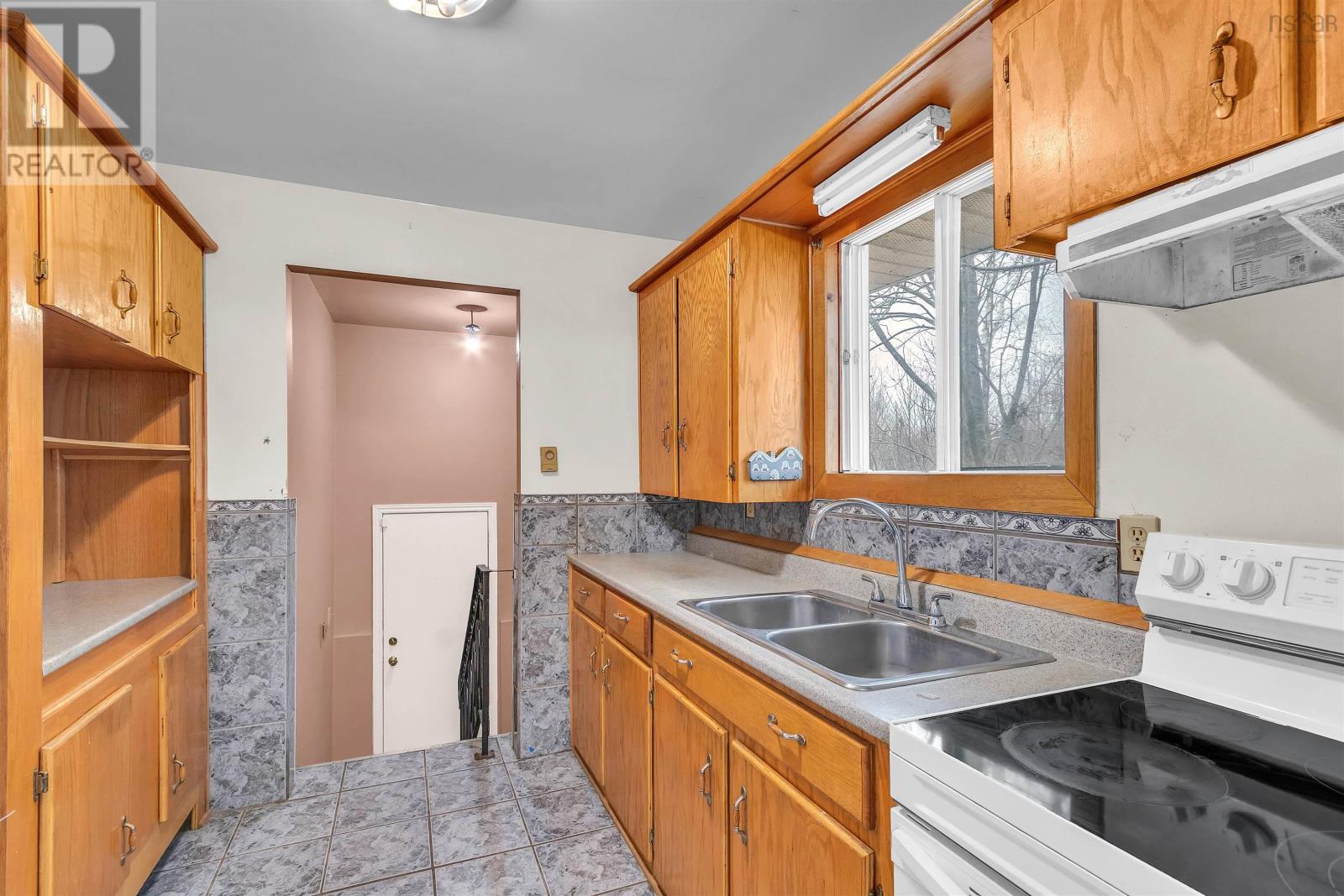 669 Portland Street, Dartmouth, Nova Scotia  B2W 2M9 - Photo 7 - 202606438