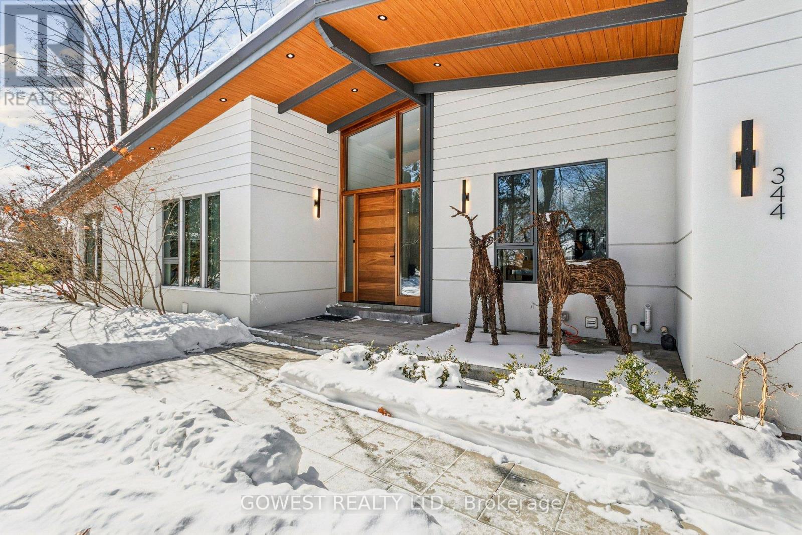 344 Dalewood Drive, Oakville, Ontario  L6J 4P5 - Photo 3 - W12818692