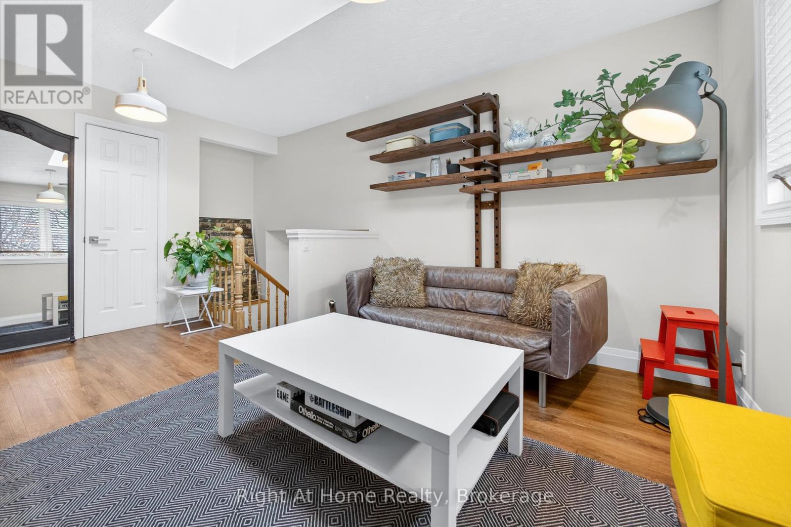 5224 Verhoeven Road, Burlington, Ontario  L7L 3A9 - Photo 20 - W12964118