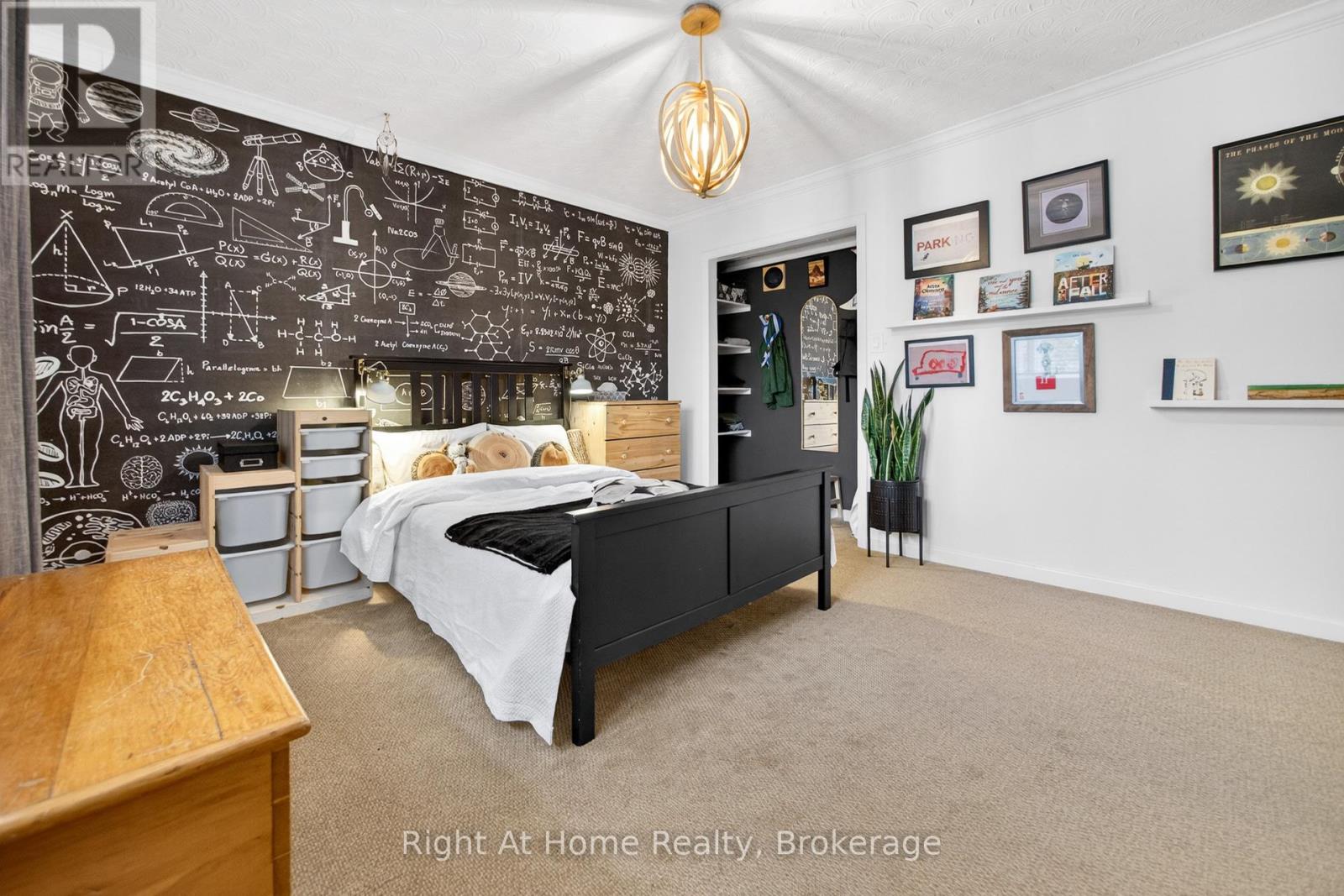 5224 Verhoeven Road, Burlington, Ontario  L7L 3A9 - Photo 23 - W12964118