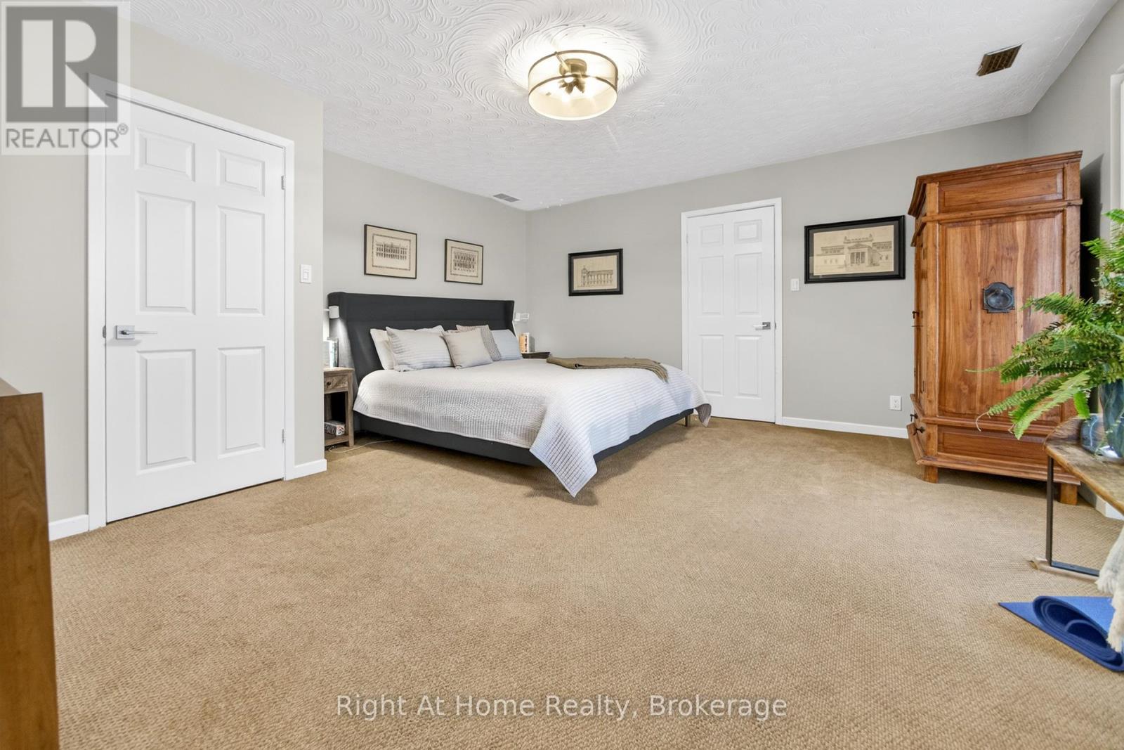 5224 Verhoeven Road, Burlington, Ontario  L7L 3A9 - Photo 25 - W12964118