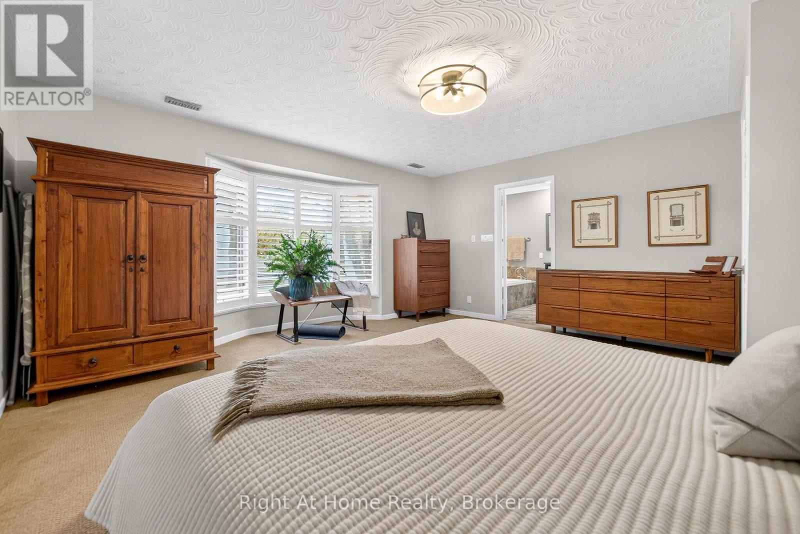 5224 Verhoeven Road, Burlington, Ontario  L7L 3A9 - Photo 26 - W12964118