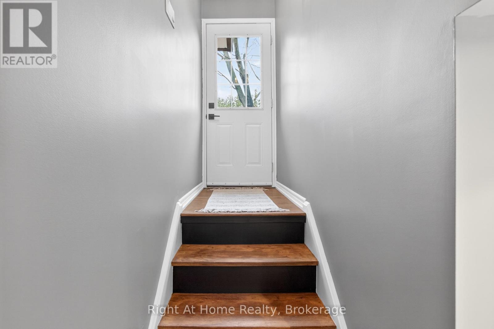 5224 Verhoeven Road, Burlington, Ontario  L7L 3A9 - Photo 38 - W12964118