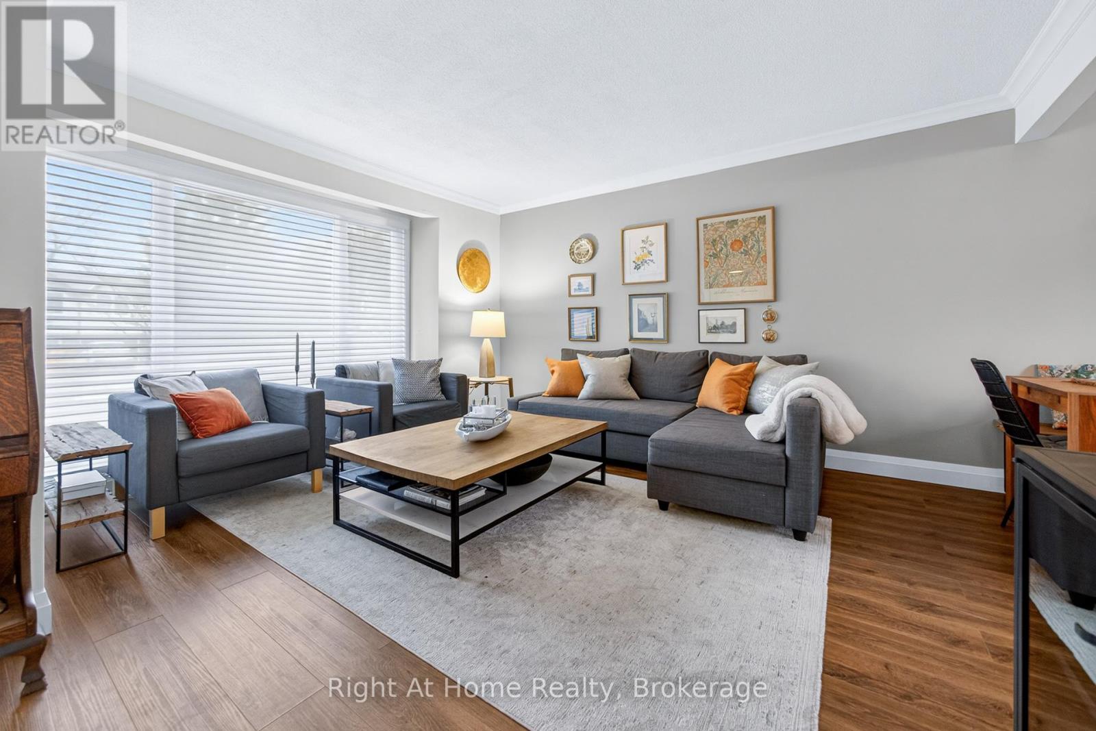 5224 Verhoeven Road, Burlington, Ontario  L7L 3A9 - Photo 6 - W12964118