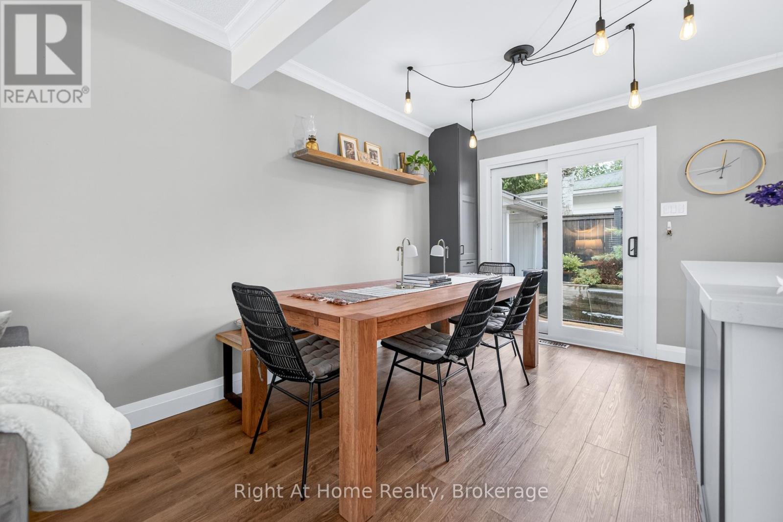 5224 Verhoeven Road, Burlington, Ontario  L7L 3A9 - Photo 9 - W12964118