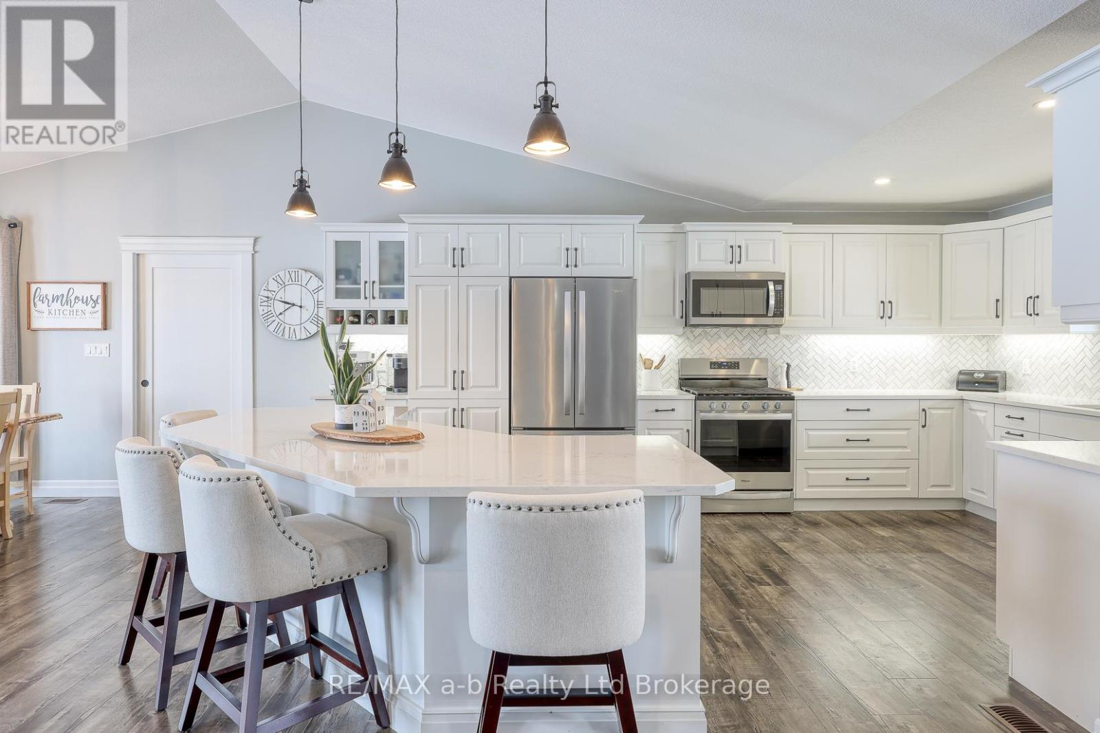 49286 Ashland Avenue, Malahide, Ontario  N0L 2J0 - Photo 12 - X12963962