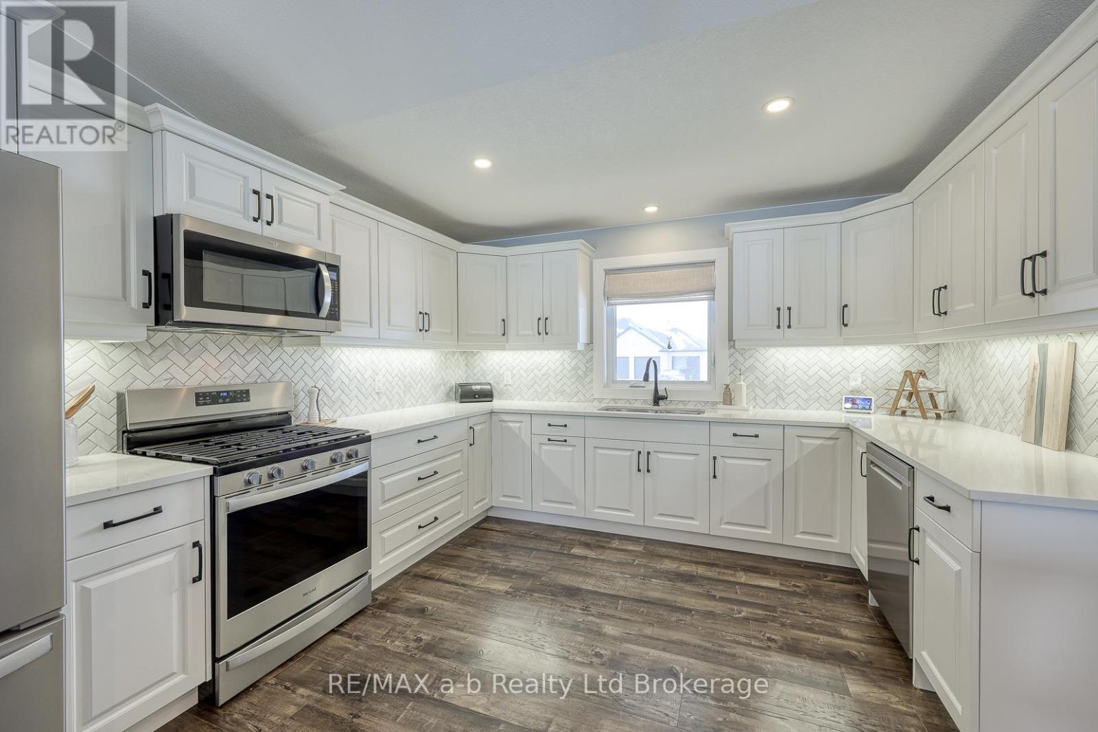 49286 Ashland Avenue, Malahide, Ontario  N0L 2J0 - Photo 13 - X12963962