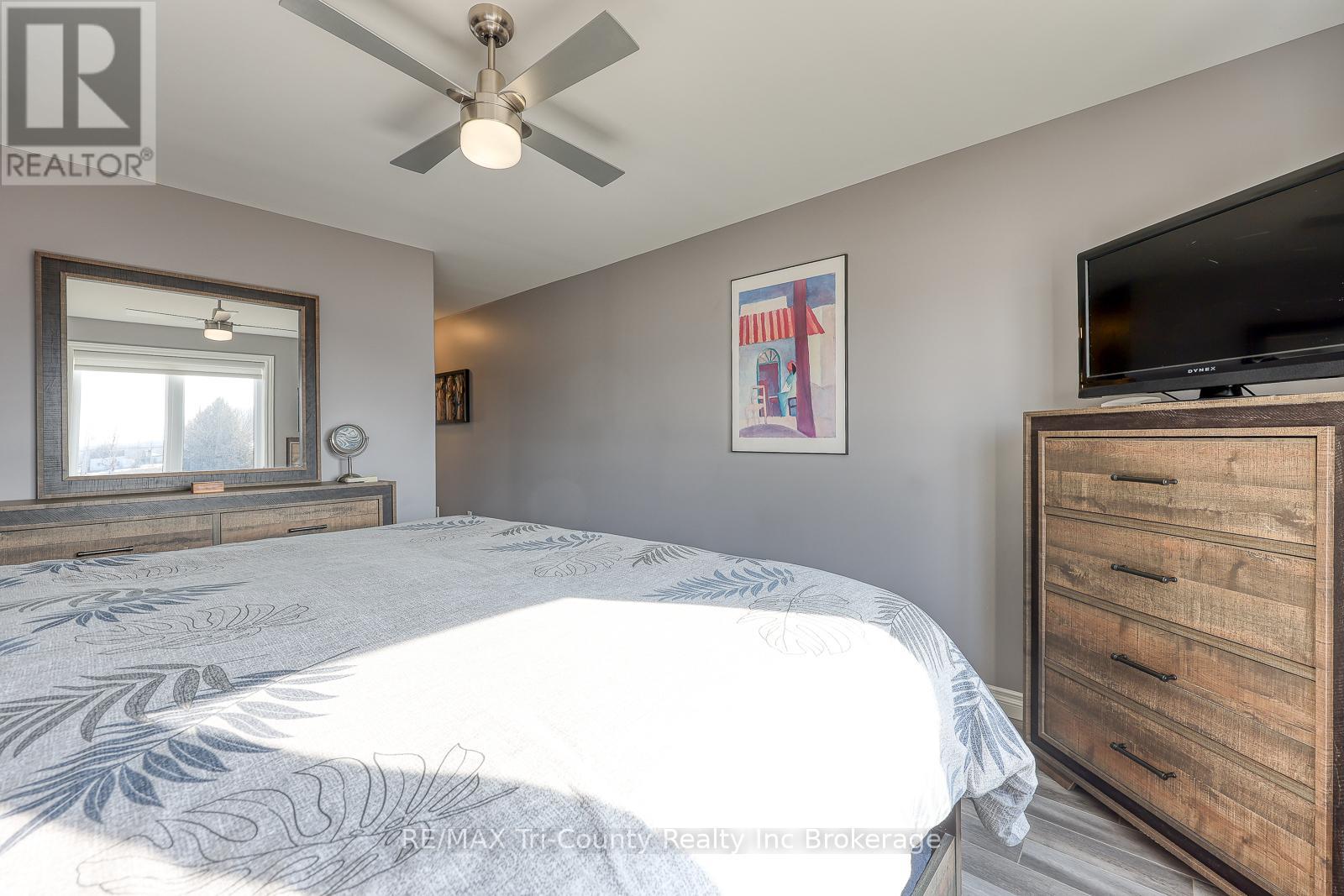 27 Ann Street, Bayham, Ontario  N0J 1Z0 - Photo 14 - X12964200