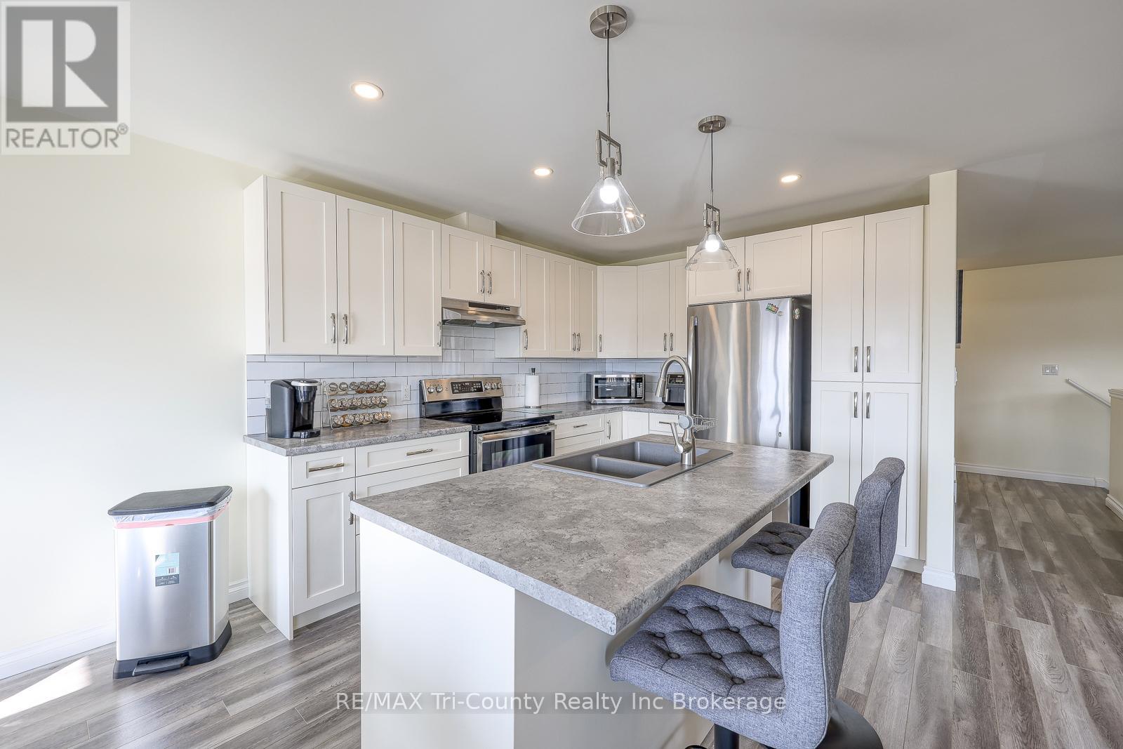 27 Ann Street, Bayham, Ontario  N0J 1Z0 - Photo 4 - X12964200